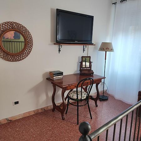 Pink House Διαμέρισμα Fara in Sabina Εξωτερικό φωτογραφία